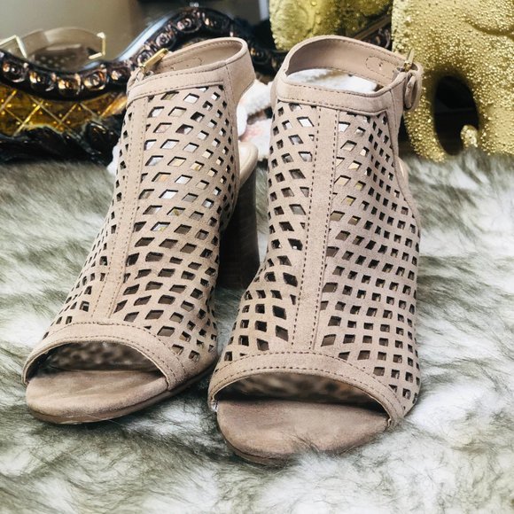 Unisa Pryce Sandal Open Toed size 7 EUC! - Picture 5 of 12